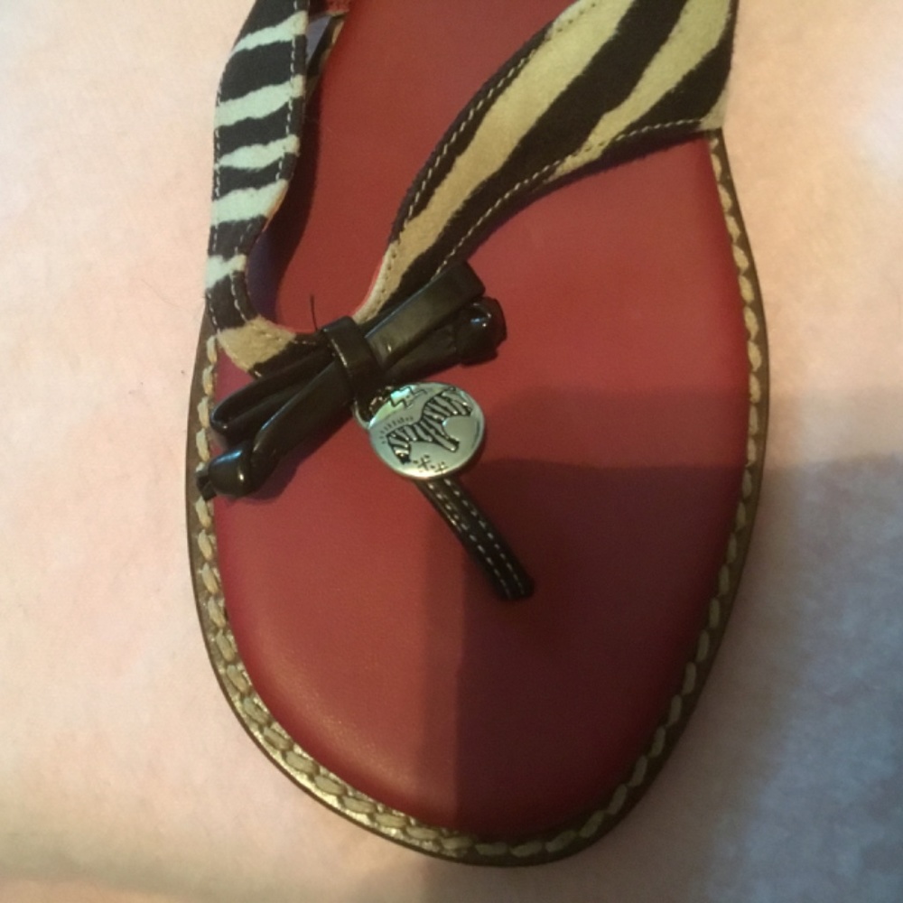 Brighton sandals NWOB - Picture 4 of 4